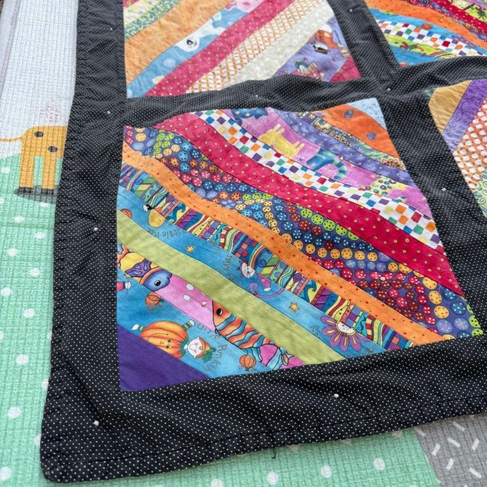 Vintage Scrappy Quilt Handmade Piecemakers Guild String Multicolor 54